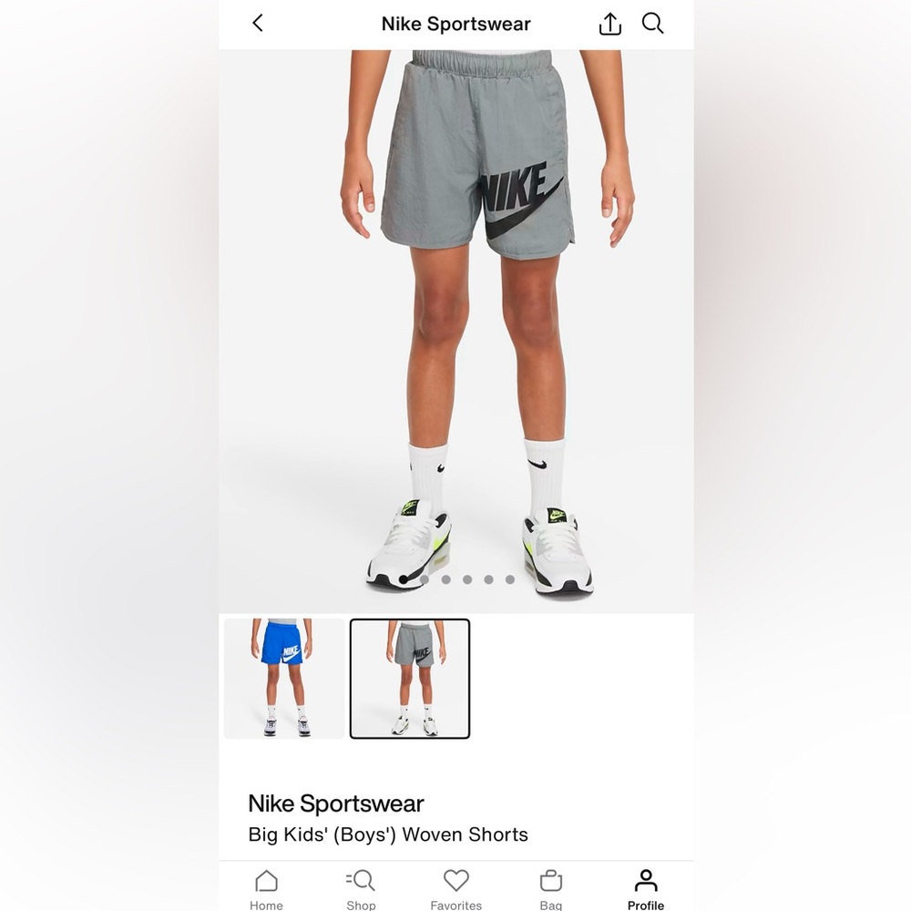 Boys Nike Sportswear, woven shorts in gray, size small